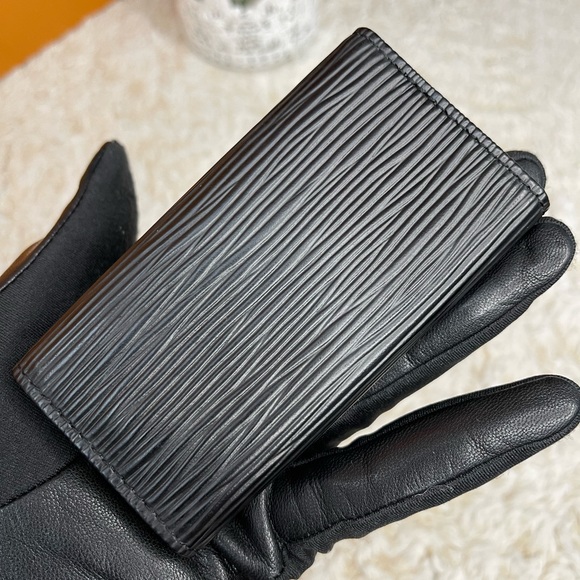 🌸Epi Multicles 4 Leather Ring Key Case - Picture 5 of 14